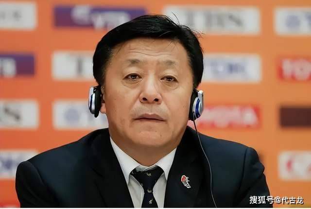 男同军人巨黄gay好爽