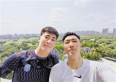 y乱小镇