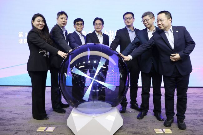 国产精品人成电影